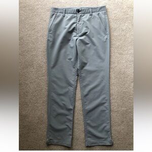NWT UNDER ARMOUR Pants Loose Fit Match Play Gray Stretchy Golf Pants 32 x 32 $85
